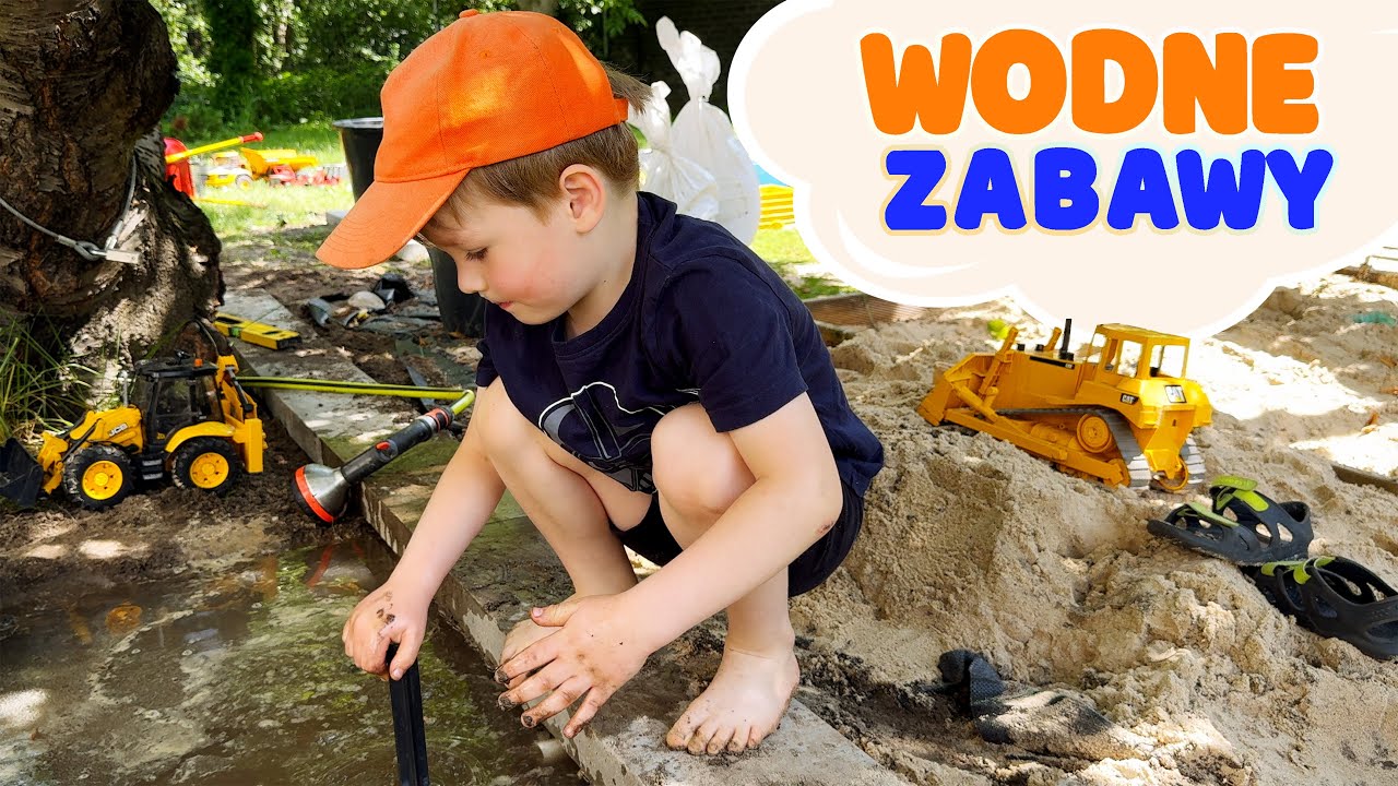 Woda w piaskownicy! 💧 Niko i tata budują rurociąg i myją koparki 🚜