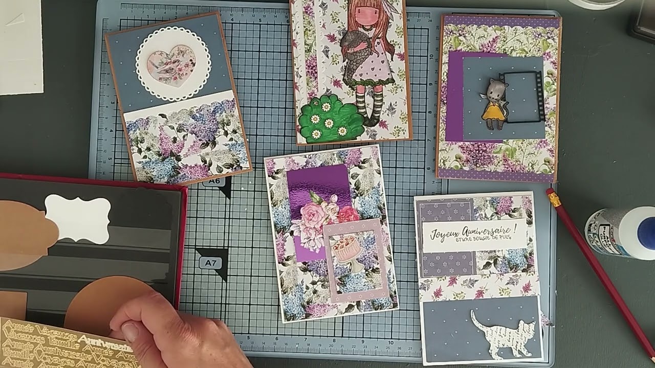 cartes avec chute de papiers bella creation