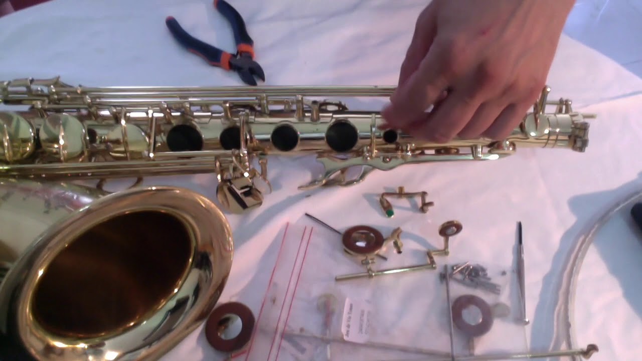 Tutorial:Como cambiar un muelle a un saxofón
