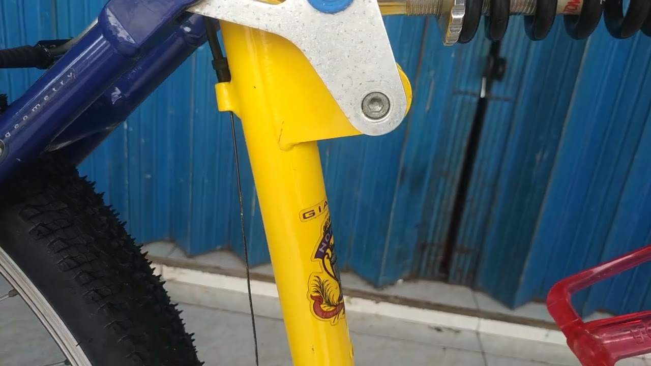 GIANT ATX 990 John Tomac Team edition NORBA national downhill champion vintage mtb 26 @ CM bike