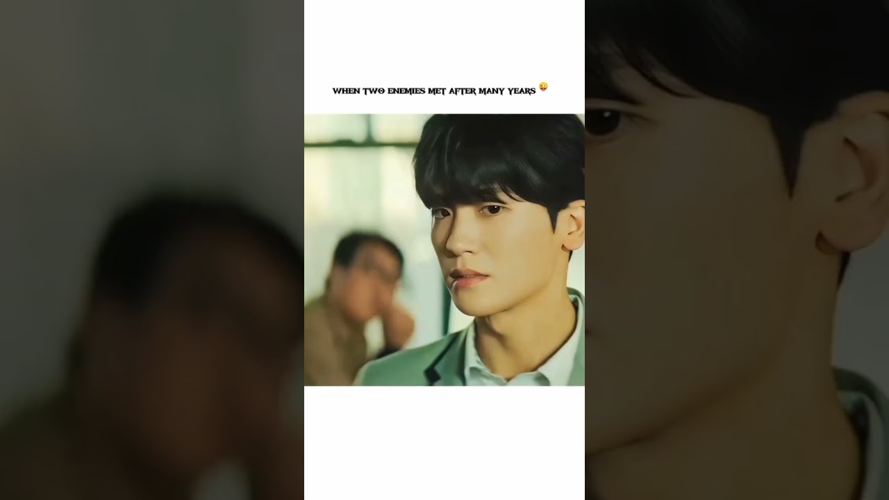 When two enemies met after many years 😜😉