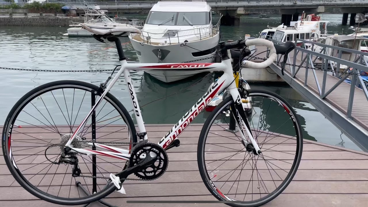 Xe đạp CANNONDALE CAAD8 thương hiệu usa , hàng lưu kho còn rất mới 95%, xe đi bay về