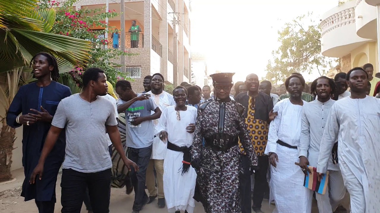 Marche du Général de Bamba avec Jewrine Misbax Kara Fall Nouroul Jamal