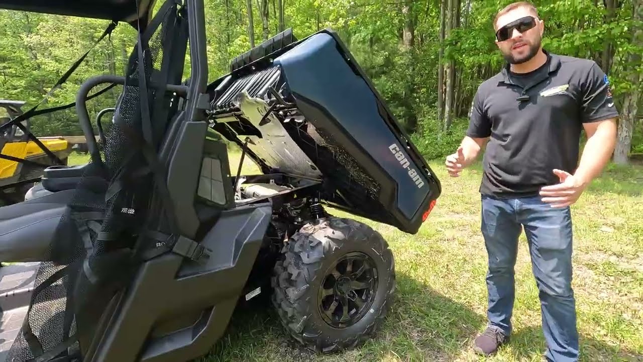 Brand New 2025 Can-Am Defender XT HD9 for sale in Rockton, PA!