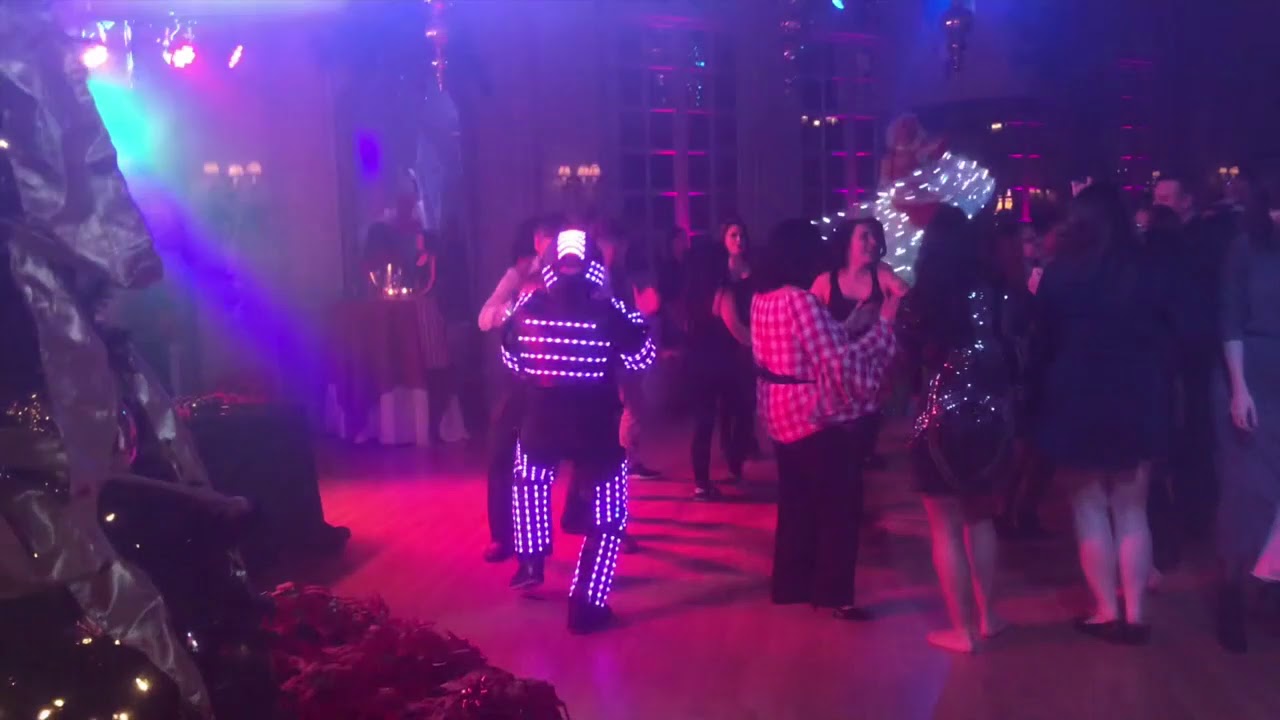 LED Dancing Robot | Extraordinary Arts | LED Robot | Massachusetts