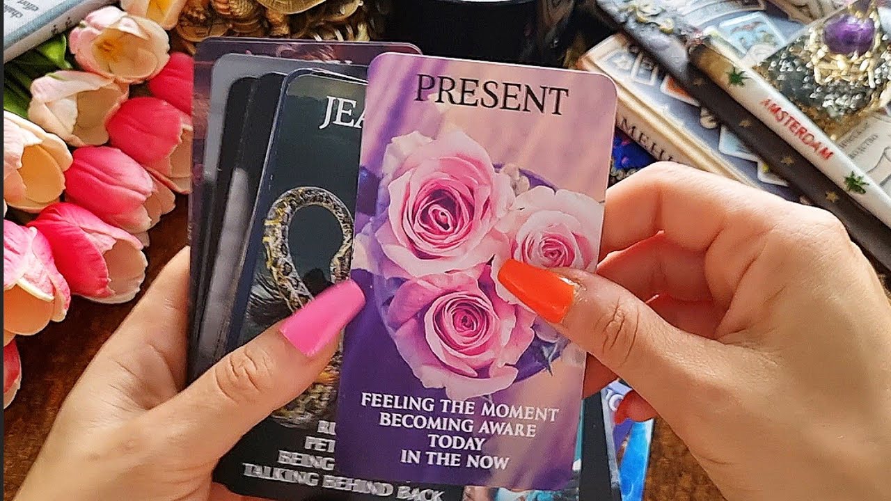 ANALITICA TAROT 082 | UN MESSAGGIO PER TE | TAROCCHI