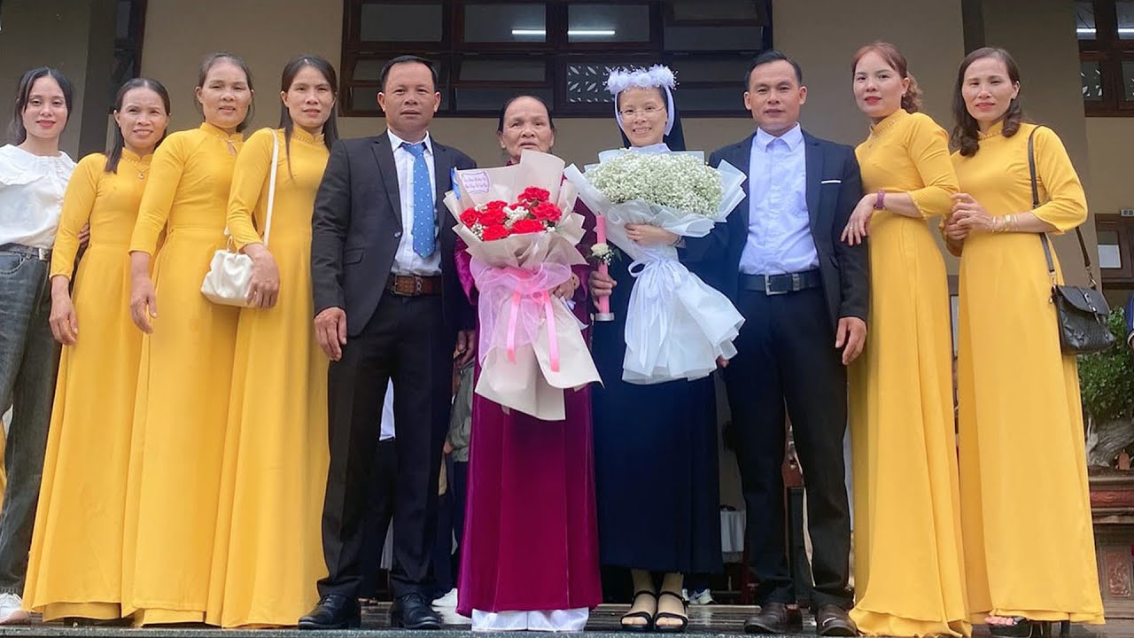 Kỷ Niệm Trọn Đời - Hành Trình Ơn Gọi Khoảnh Khắc Thiêng Liêng Không Thể Nào Quên