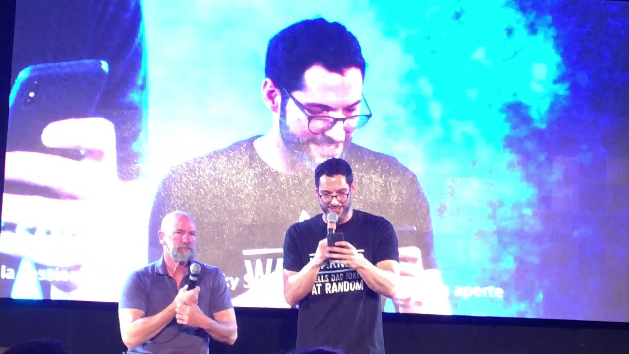 Tom Ellis reading text from Rachel Harris Jibland4