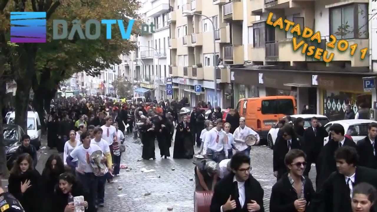 Viseu - Latada - Mesmo com chuva estudantes saíram à rua