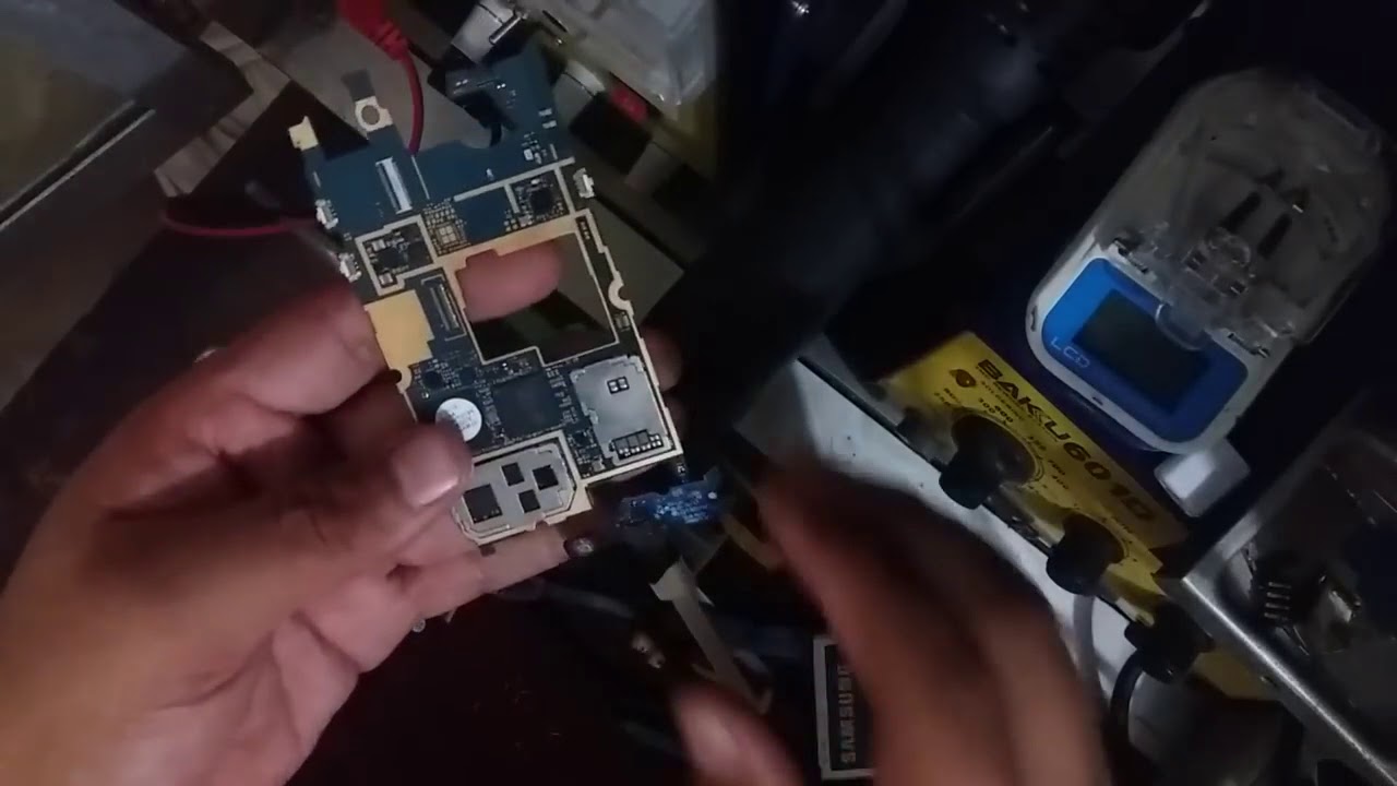 Samsung Galaxy S4 mini GT-i9192 no enciende corto entre pines de bateria