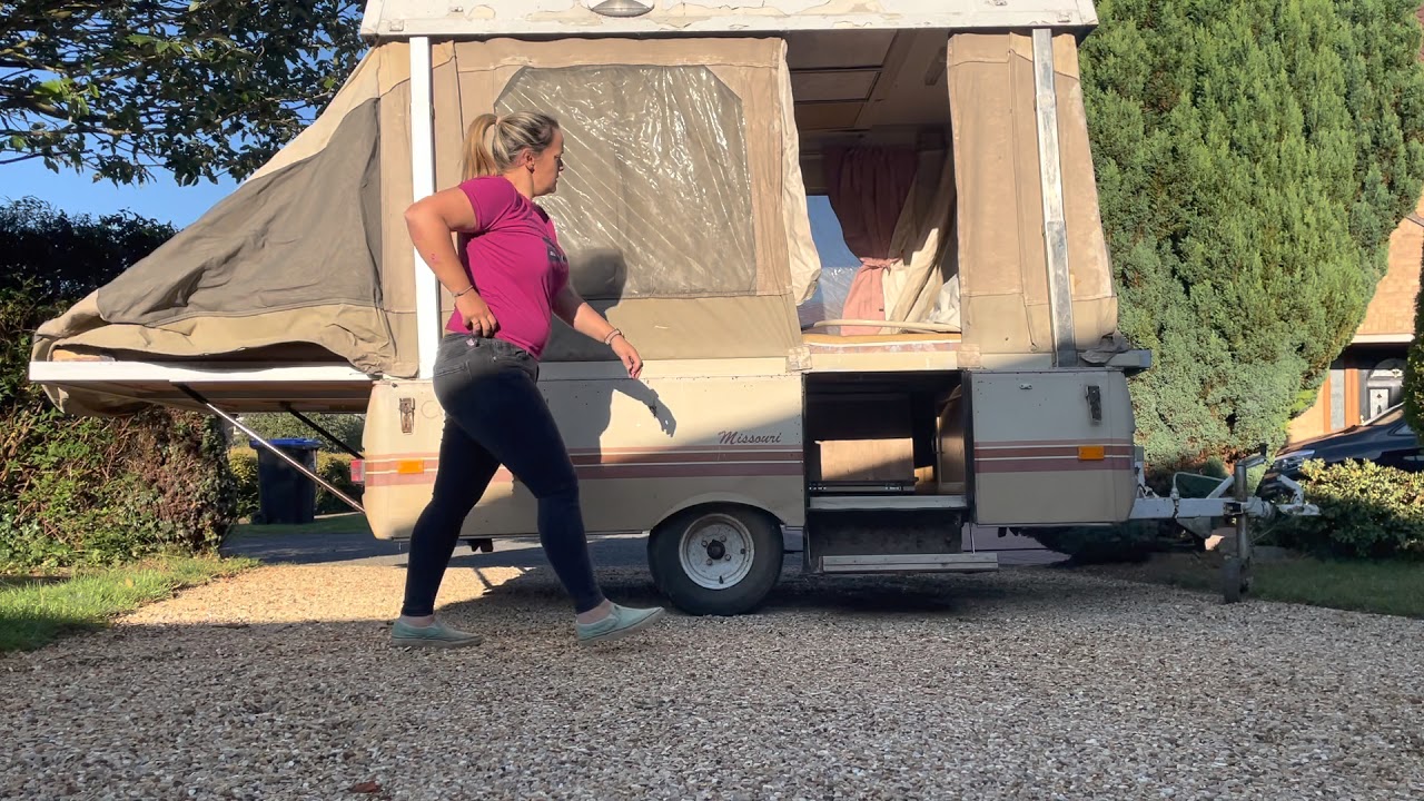 Unloading Coleman Pop Up Camper