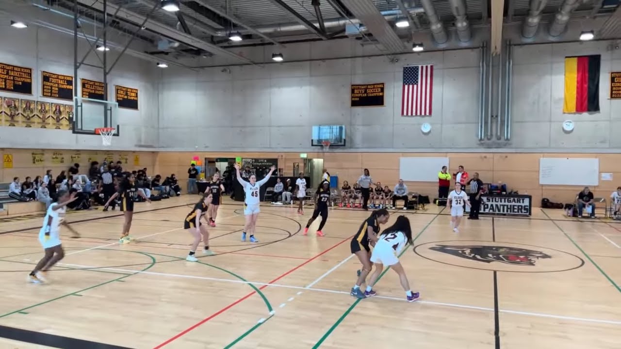 Stuttgart JV🏀Girls 🆚Vilseck Saturday morning