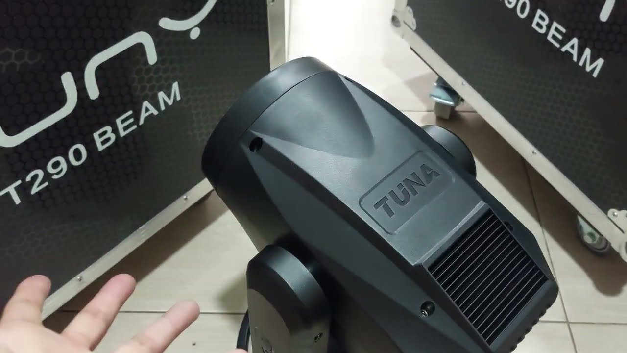 Tuna Beam T290 moving head lighting fixture
