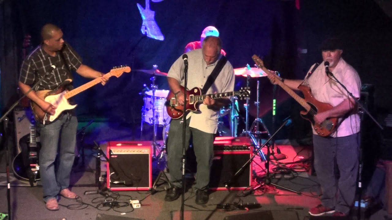 ACES WEDS  NIGHT  JAM /