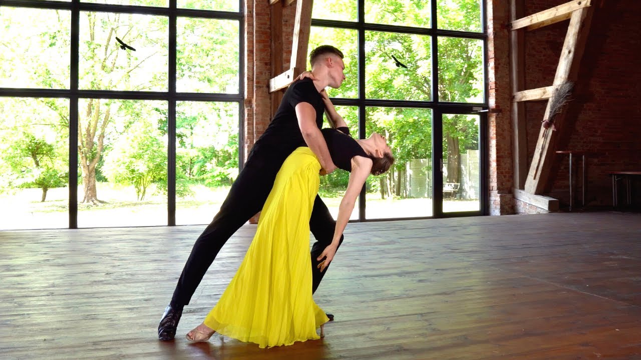 YELLOW - Coldplay // Wedding Dance Choreography / First Dance Idea 2023 / Online Tutorial