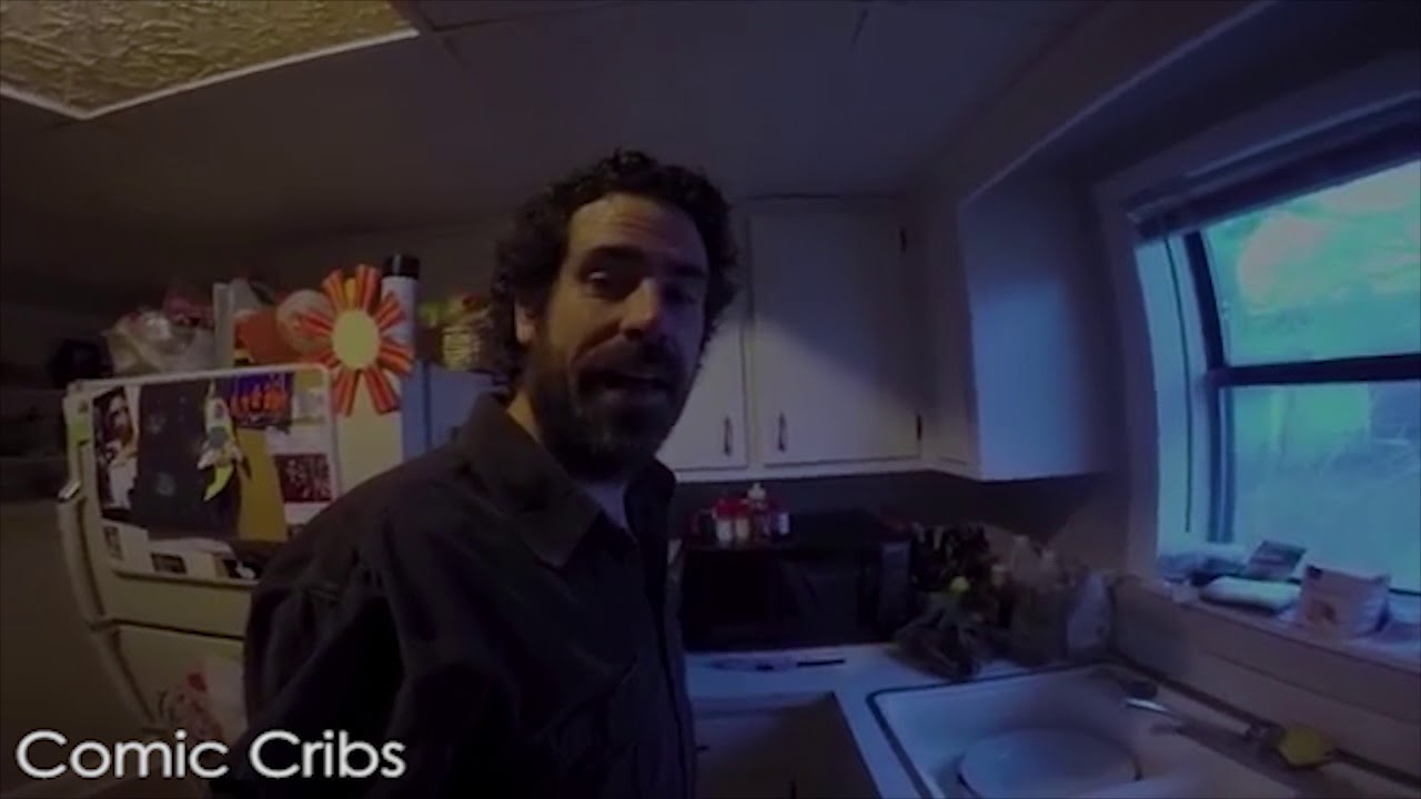 Comic Cribs With Jeff Oskay