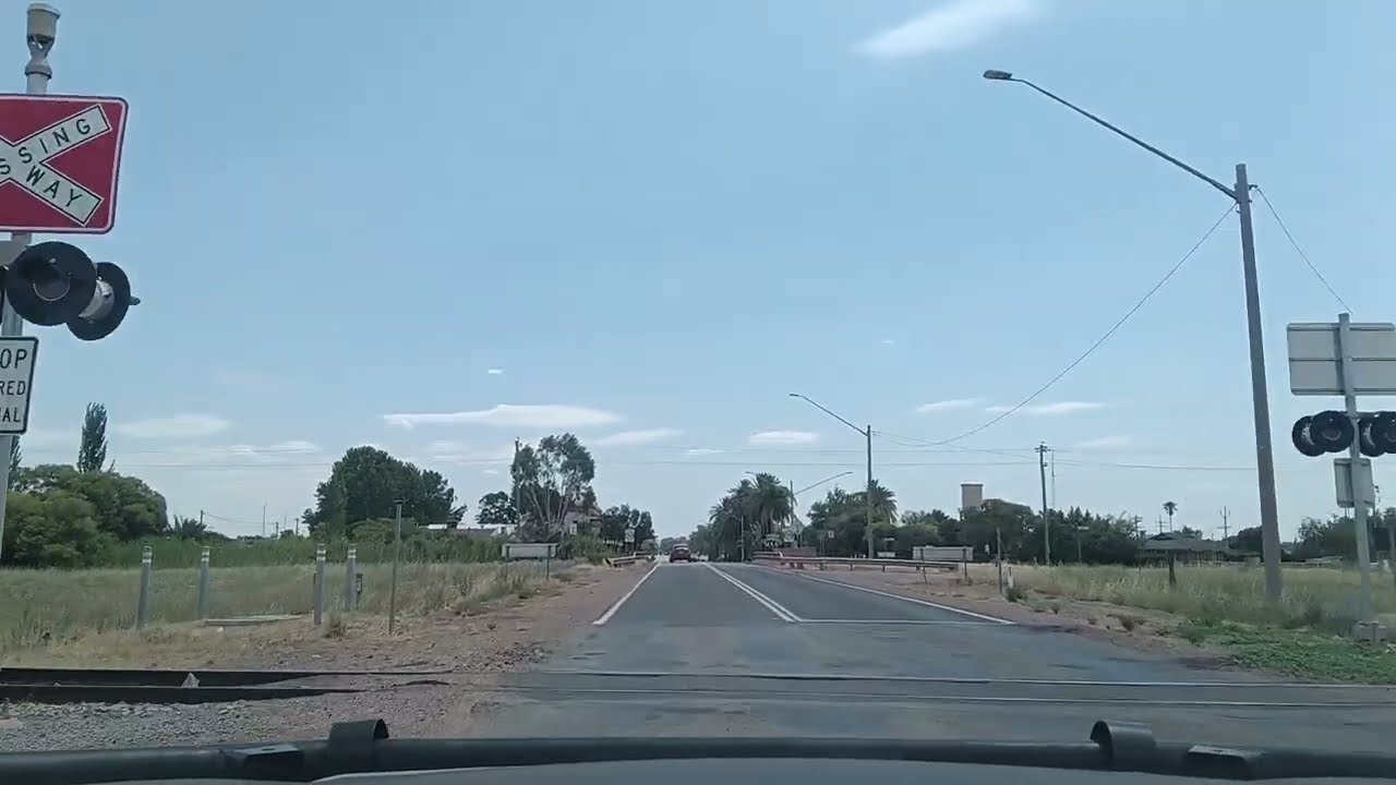 WEDNESDAY MORNING DRIVING TO LEETON IN THE RIVERINA NSW AUSTRALIA 🦘