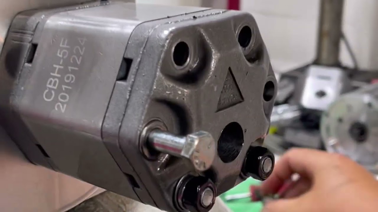 PUMPHEAD SEAL REPLACEMENT LOWRIDER HYDRAULICS