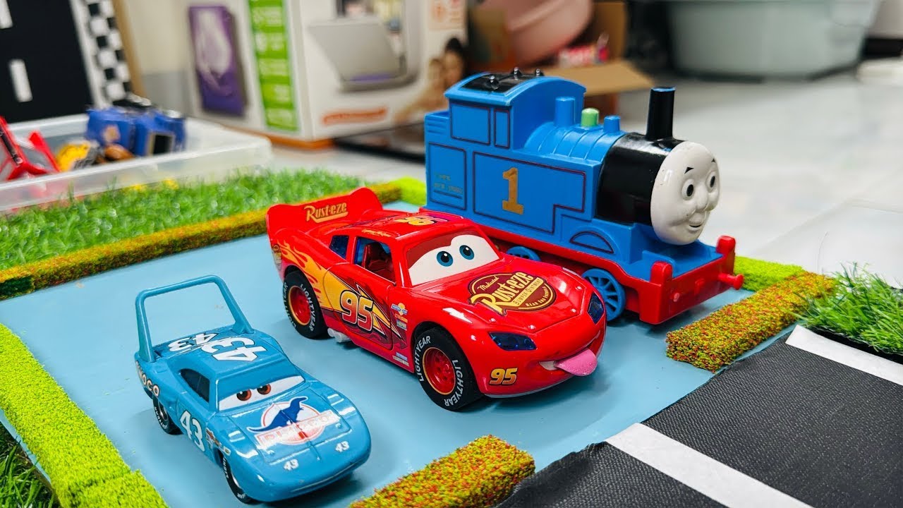 Disney Pixar Cars toys Review | Lightning McQueen, Finn McMissile, Mack, Doc Hudson,Cruz Ramirez
