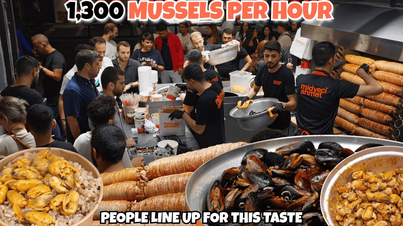 The Mussel King of İstanbul - The Street Food People Line Up For