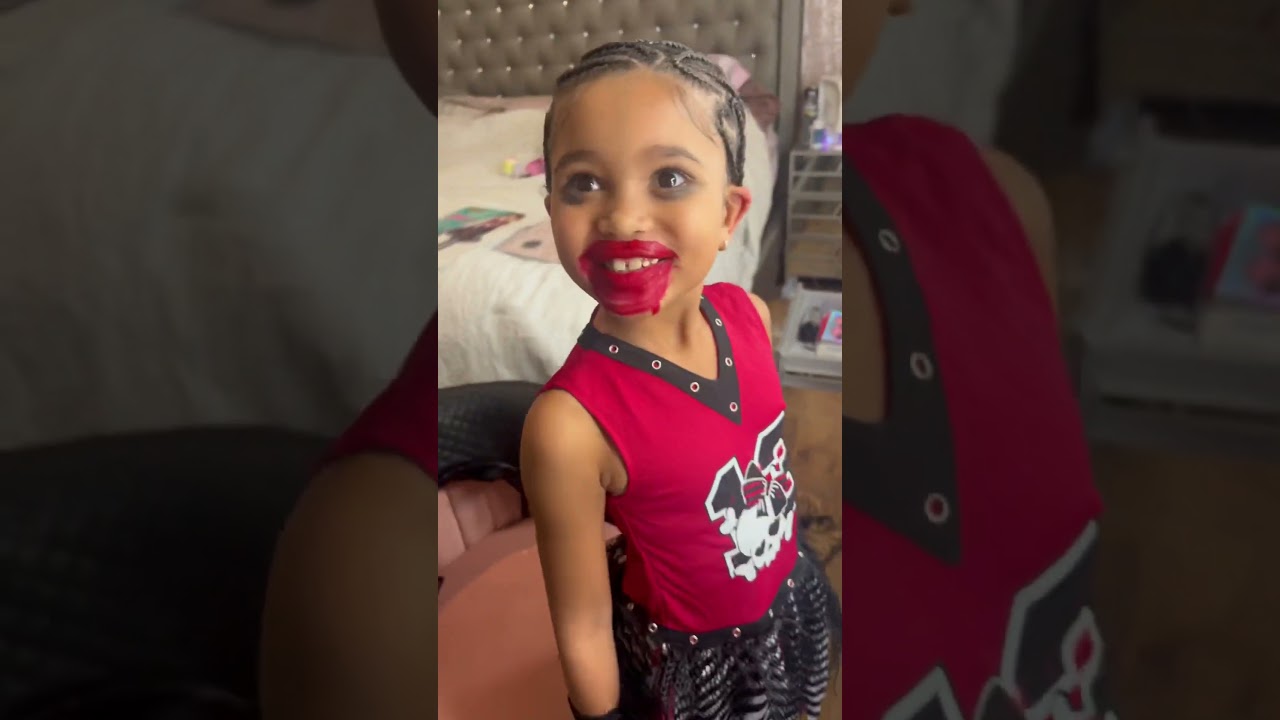 When you let your 6 year old do her Halloween make up! 🥴🤪￼ #scarlettgray #halloween #funny