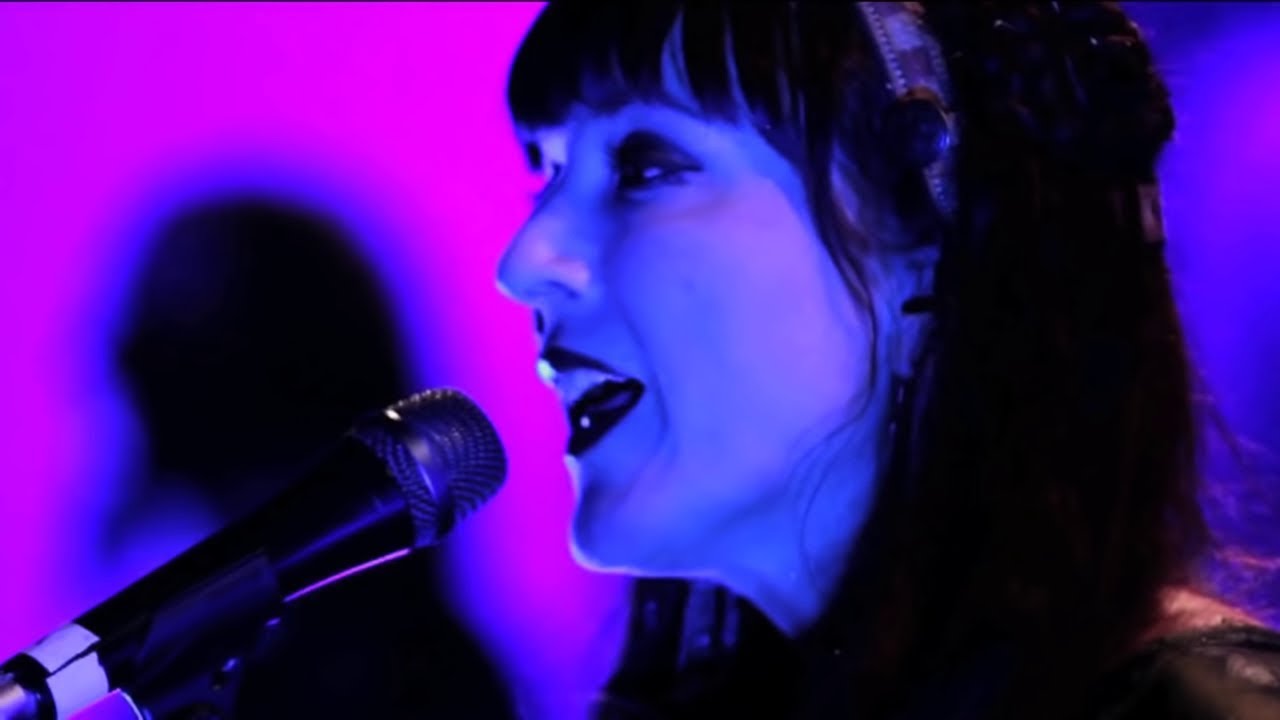 FAUN - Ne Aludj El (Live at Acoustic Tour 2013)