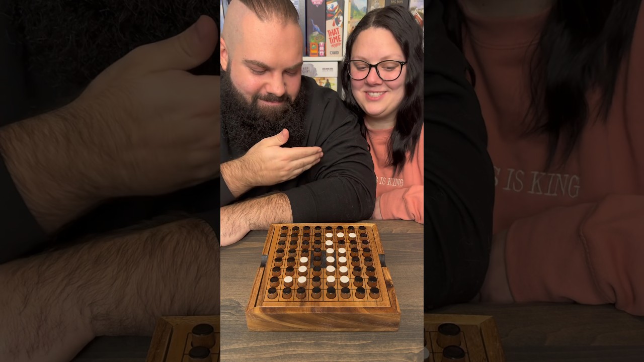 Othello Is A Two Player Strategy Game You NEED To Try! #boardgames #couple