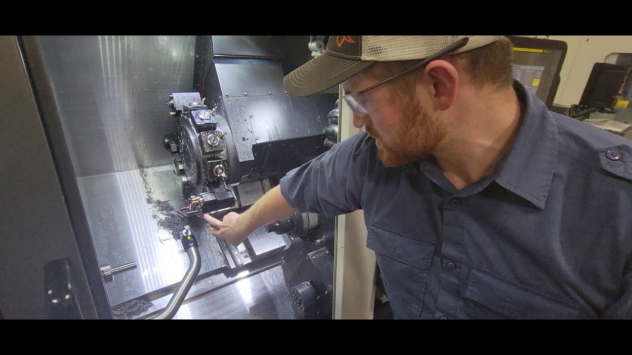 Lynx 2100 Setting a Double Axial Tool