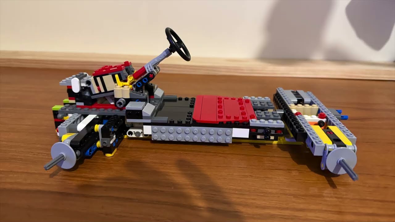 LEGO Mario Kart Luigi & Mach 8 72050 | Bag 4