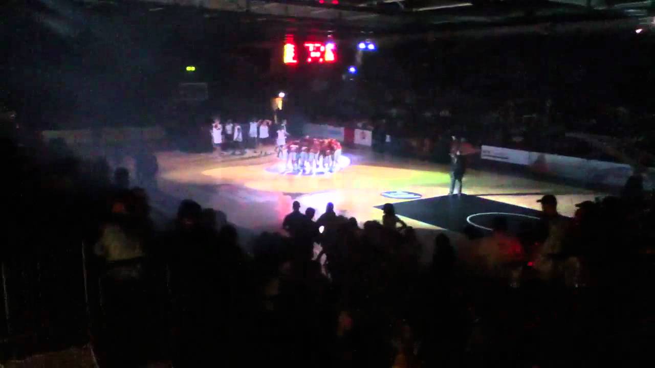 Artland Dragons Einlauf 10.12.11 vs. EnBW Ludwigsburg