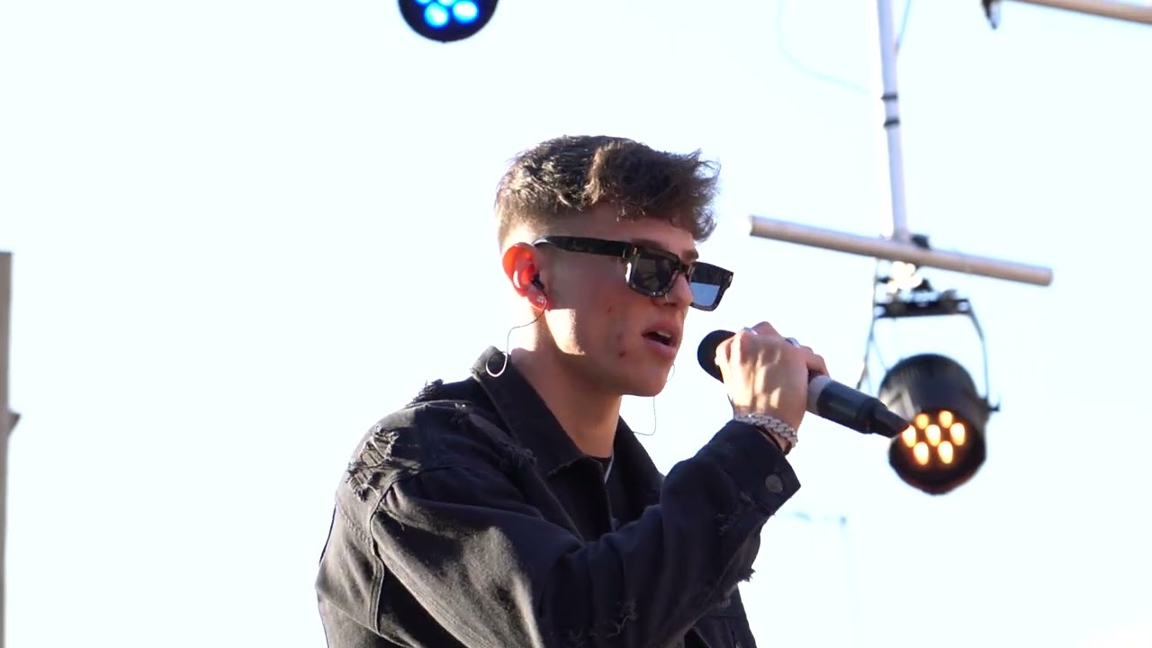 &ldquo;CARAMELO&rdquo; LIVE in SMADFEST 2025 | ALEKY Z |