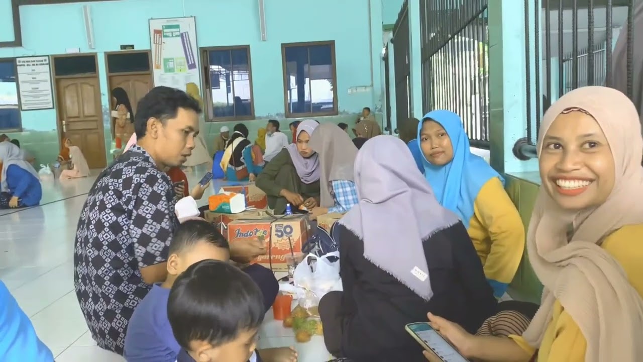 SAMBANGAN PARA SANTRI PONDOK PESANTREN ASSALAM KUDUS bulan februari 2022