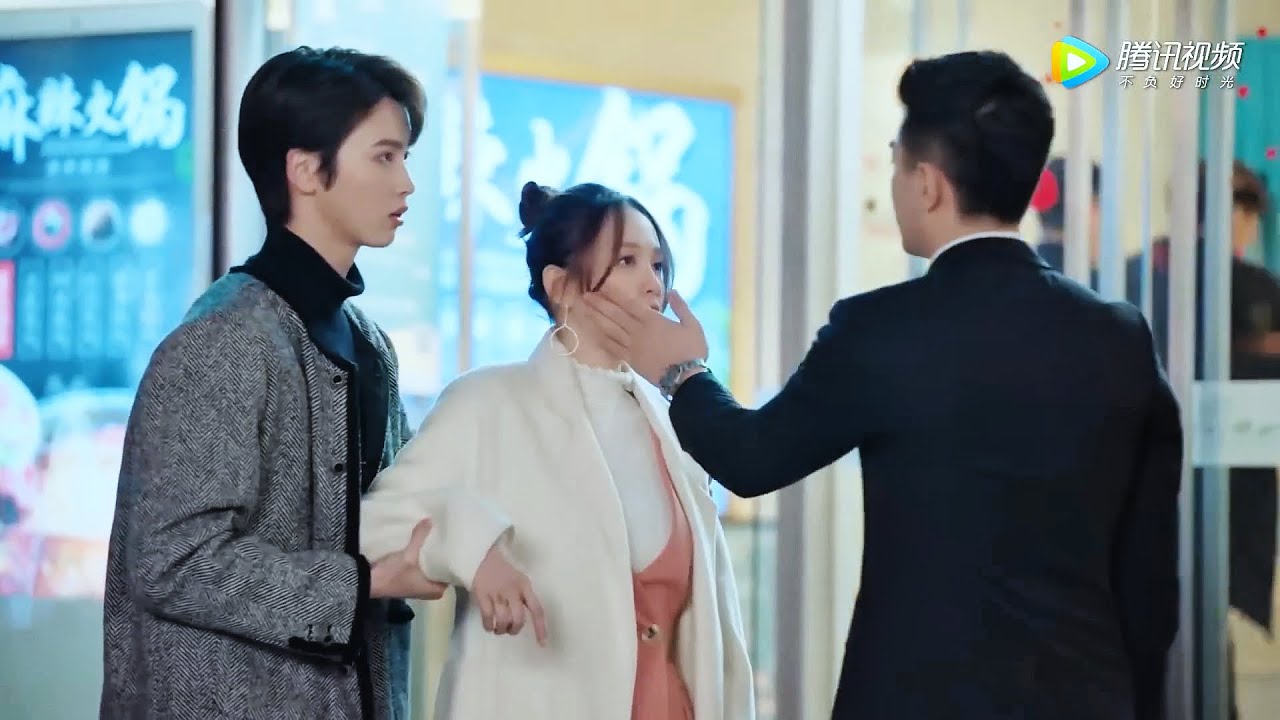 弟弟竟喜歡上了自己的嫂子，在街上向哥哥宣戰，既然你保護不好她那就換我來！ #遇見璀璨的你#Hello,My shining love#陳喬恩#金瀚#電視劇#愛情
