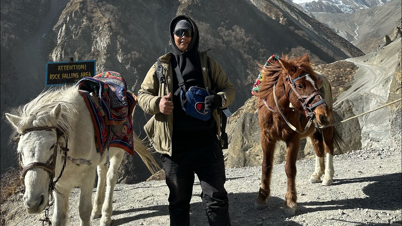 BaseCamp Bata Farkida- Ghoda Ma Aunu paryo Garo Vayera 😢|| Manang , Ep-4🇳🇵