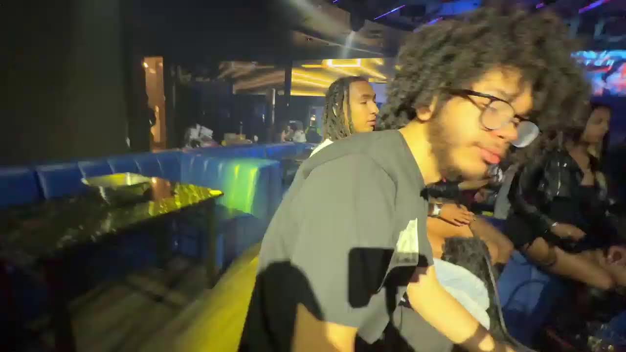 Live streaming of Cozy Boyz