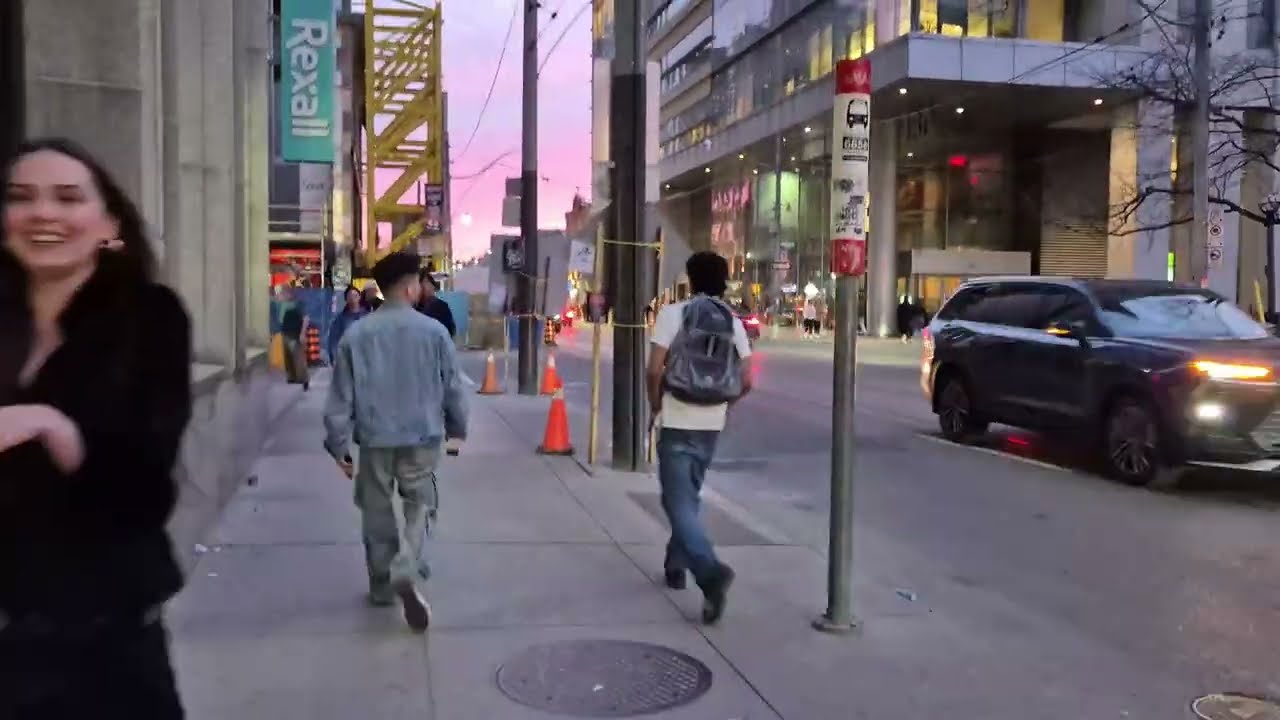 Saturday Night in Toronto | 4K Urban Walk ASMR