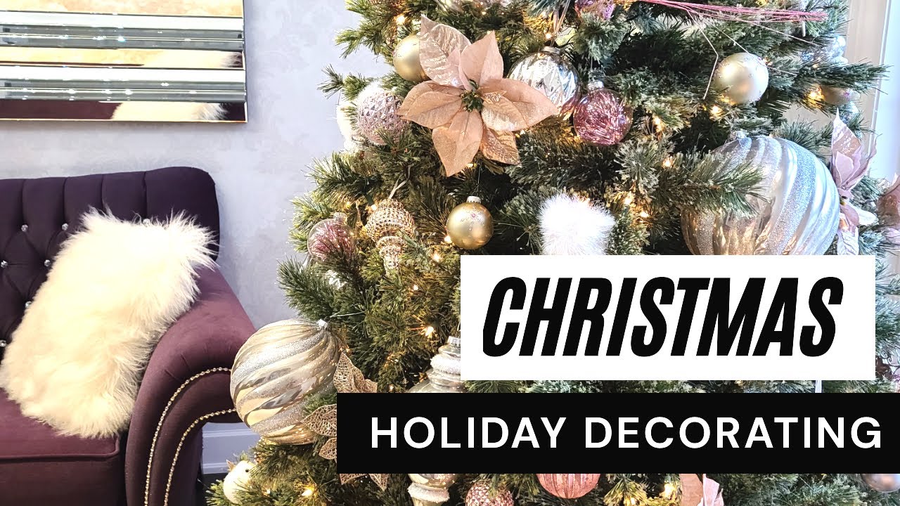 CHRISTMAS HOLIDAY DECORATING!