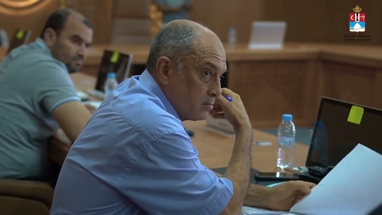 مداخلات السادة المستشارين بخصوص تأخر إطلاق تصاميم إعادة الهيكلة بجماعة اكزناية