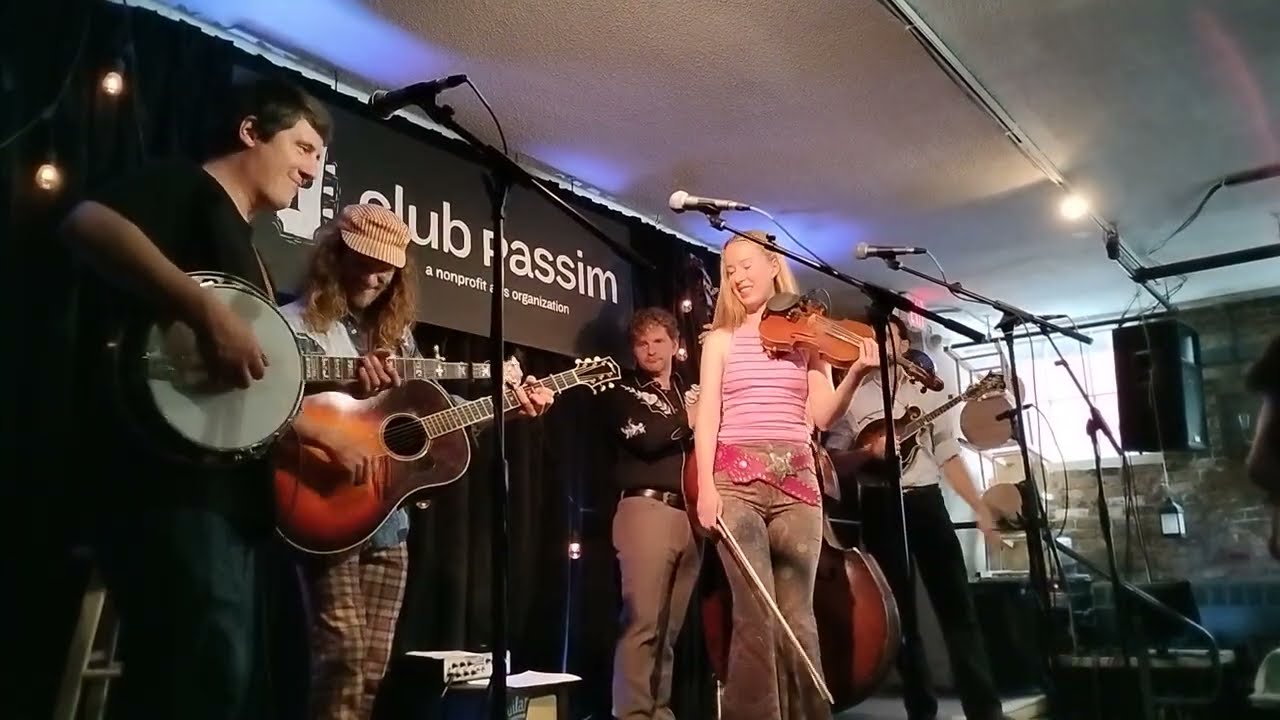 Bronwyn Keith-Hynes - Since You've Been Gone  (at Club Passim) 