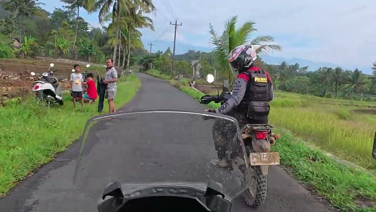 Riding QJMOTOR Fort 250 Adventure di 2nd Anniversary DSI, Guci, tegal