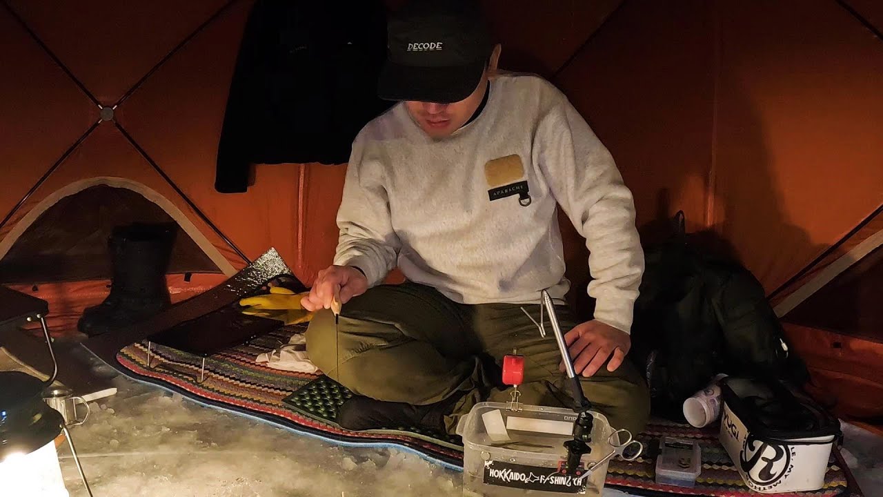 夜明け前からテントでワカサギ