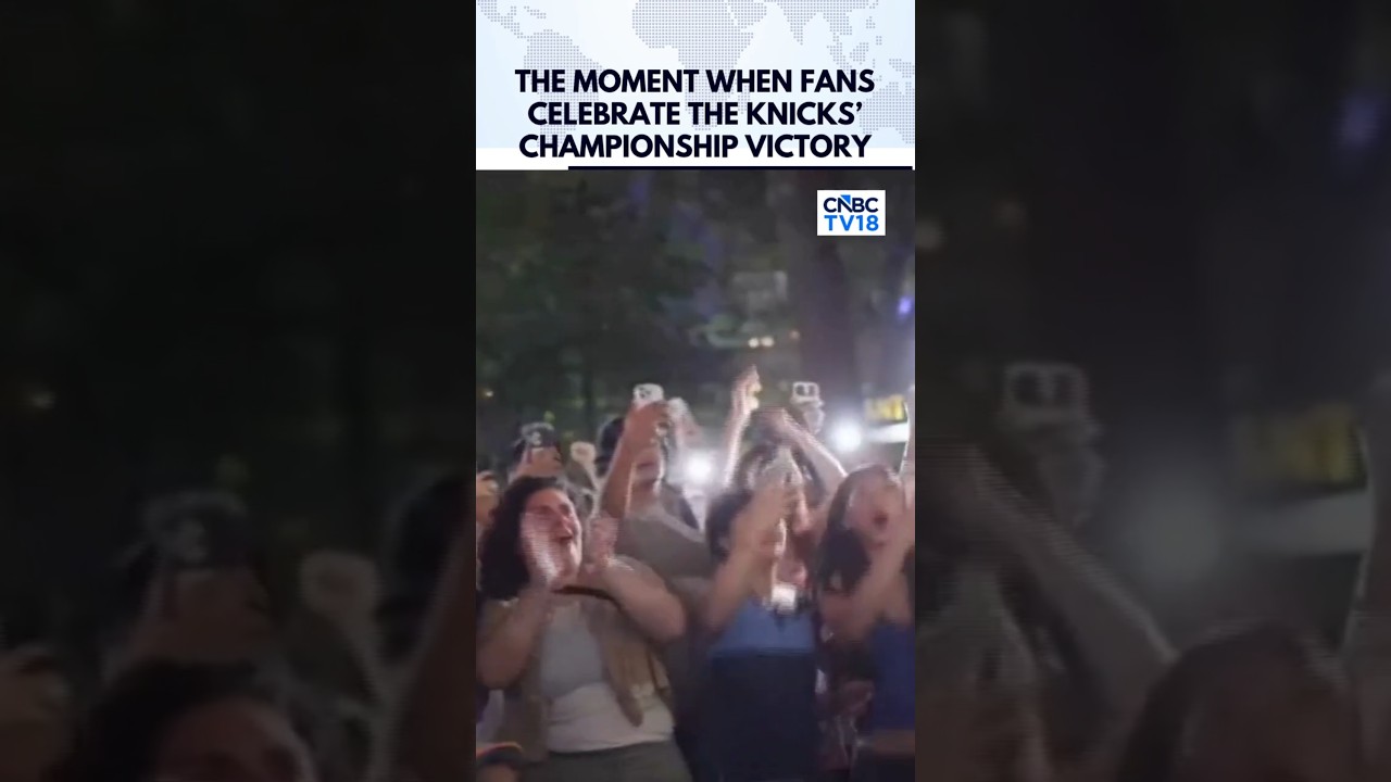 MOMENT: Fans Celebrate in New York as Knicks Win First Championship in 53 Years | N18G