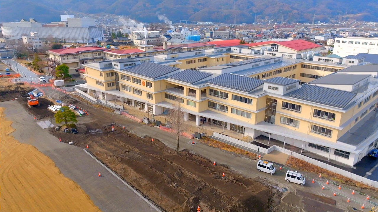 01 長野県 茅野市立 永明小中学校 新築校舎 ドローン映像 ４K撮影４K映像
