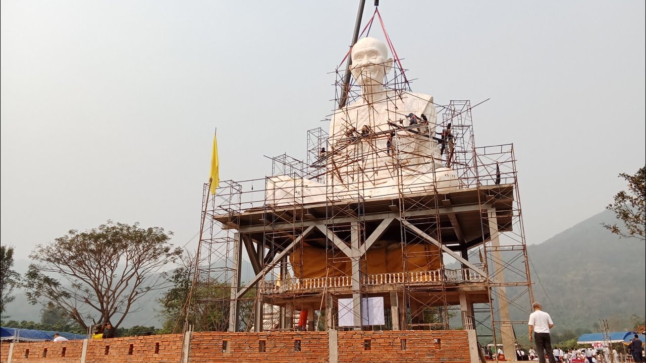 พิธียกโฟมรูปเหมือน หลวงปู่ขาว อนาลโย โดย พระอาจารย์โสภา สมโณ 12-03-2566
