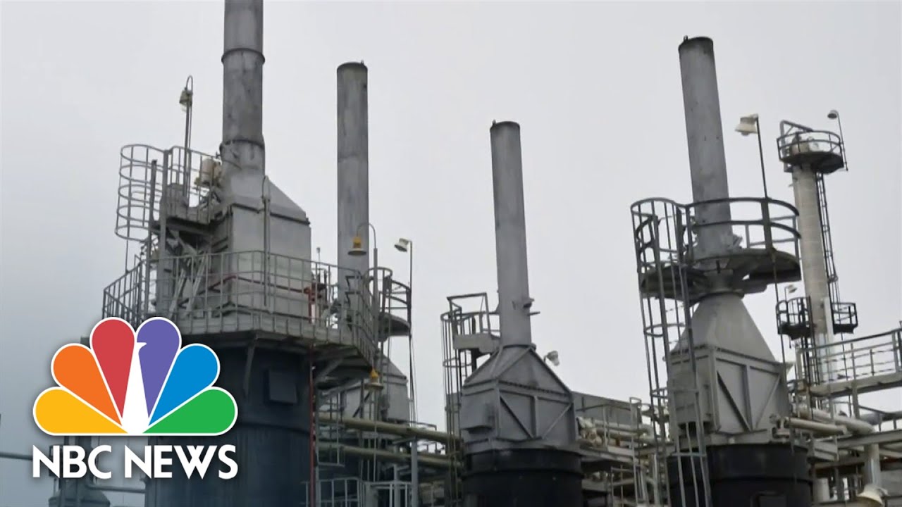 Russia Bans Oil Sales To Countries Accepting Western $60 Price Cap