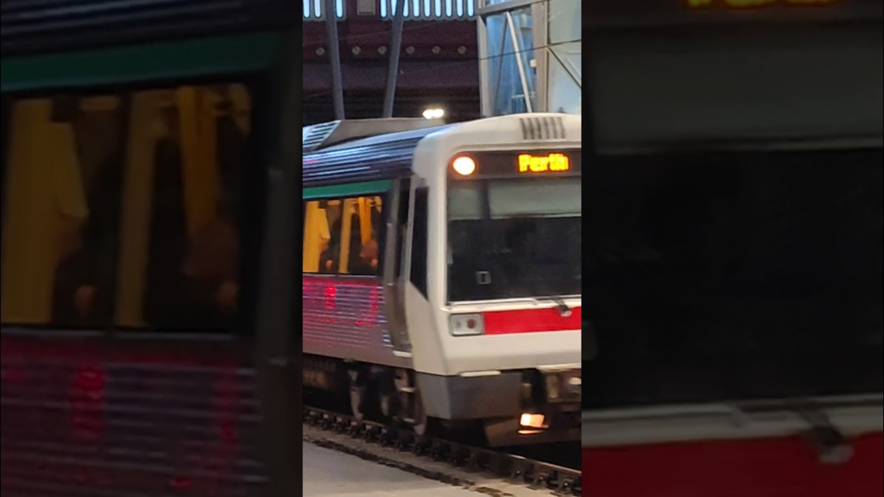 Transperth A series arriving into Perth Station Platform 8 (Midland Line)