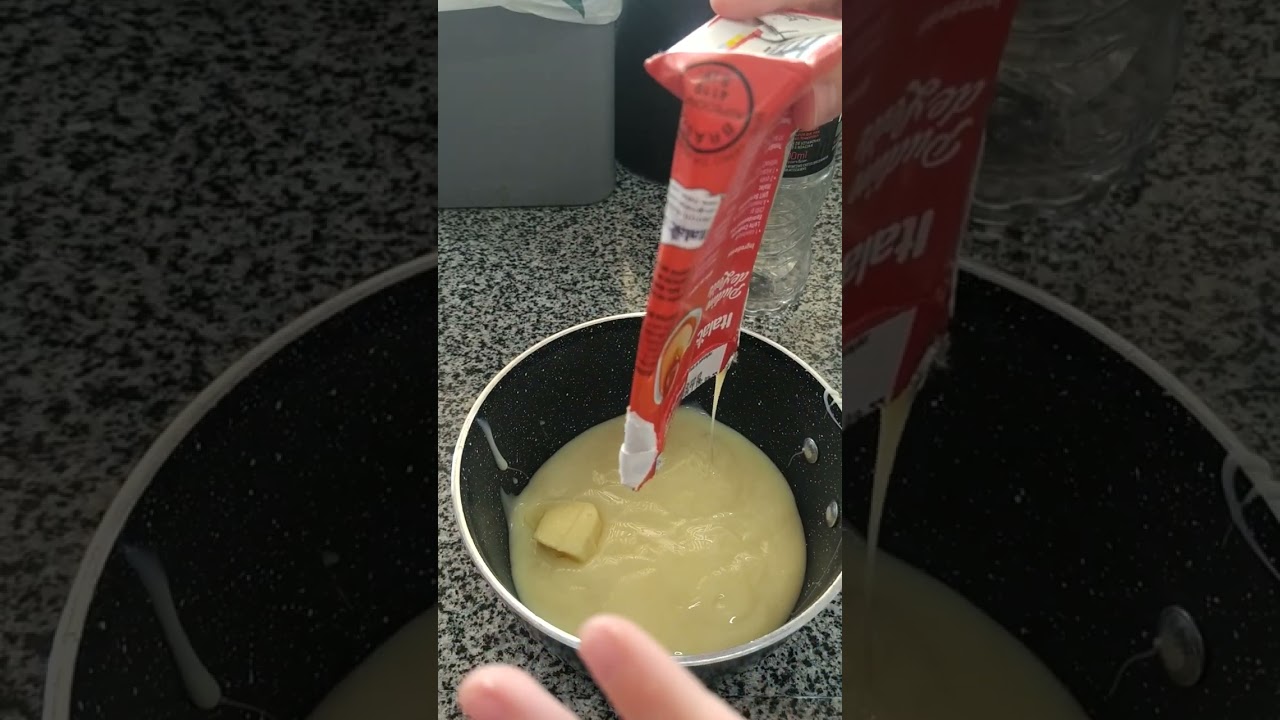 Fazendo bolo de chocolate para mim comer 😋😋😋