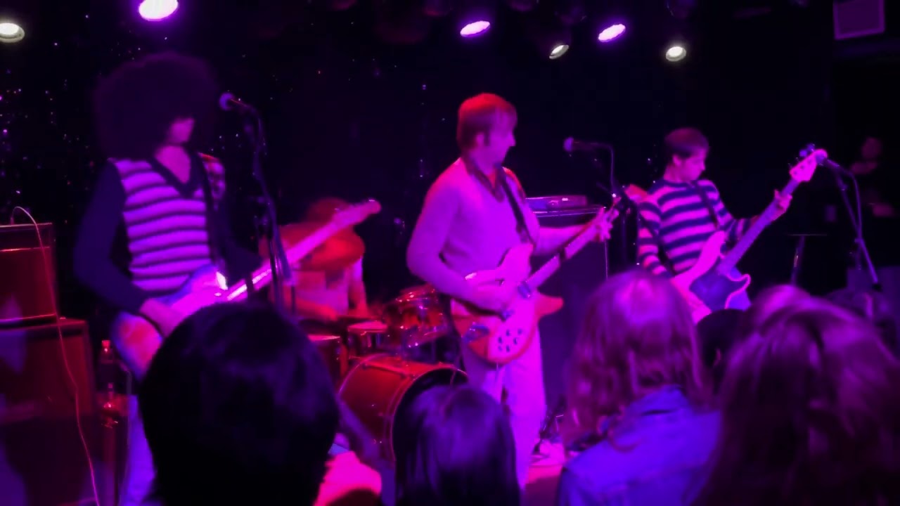 Uni Boys, “Downtown,” TV Eye, NYC, 11/29/2023