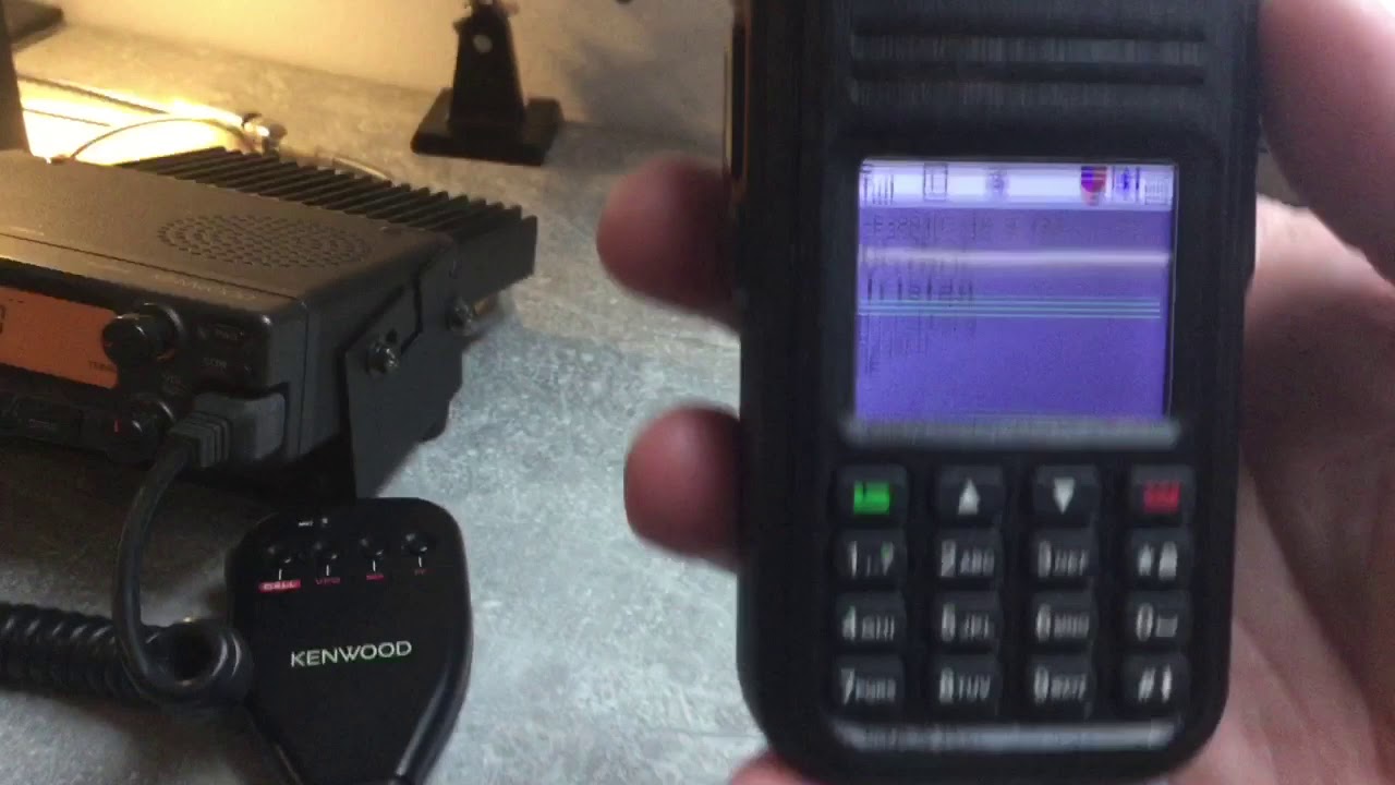 DMR Funkgerät auf C4fm