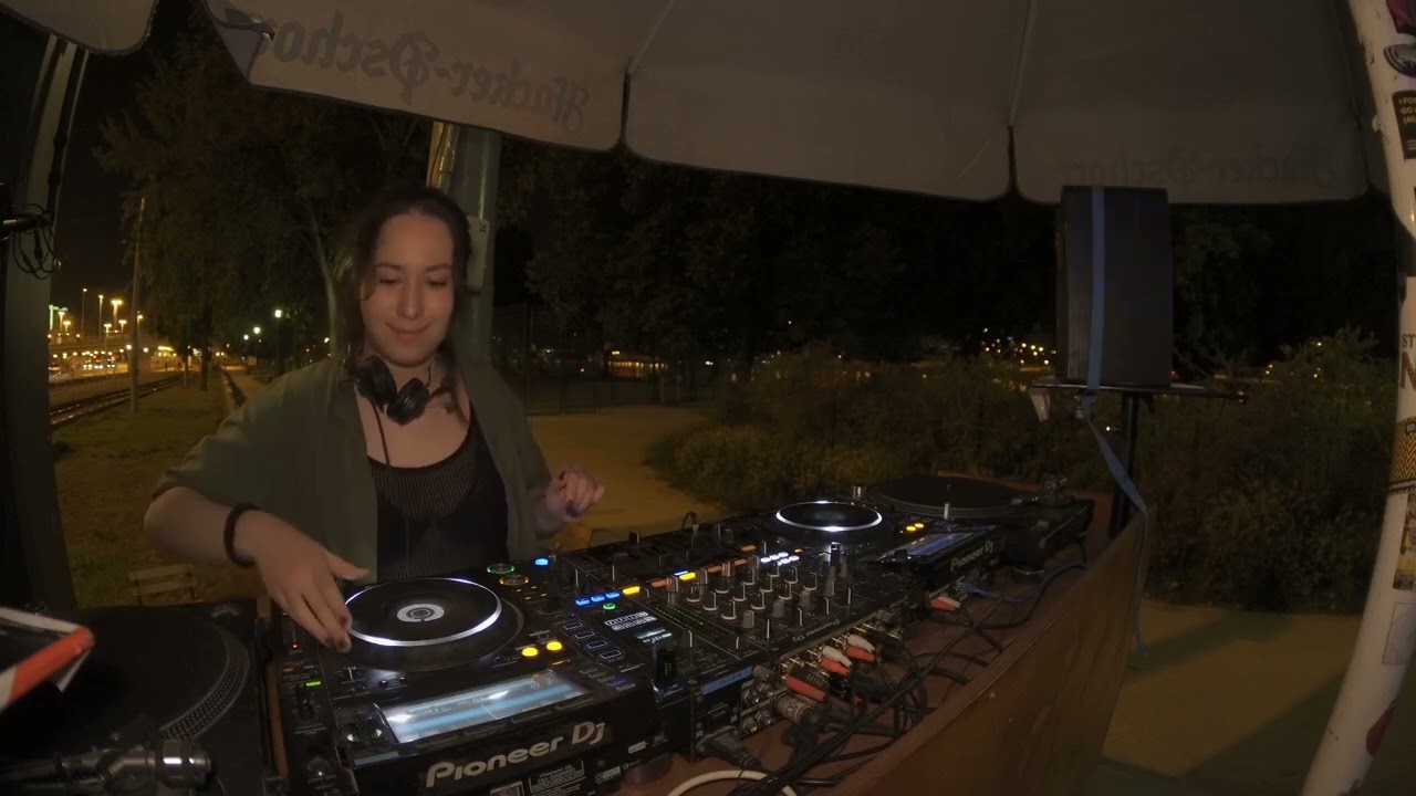 Vatsanah Dj Set at Szakkör x Pavilon Bar